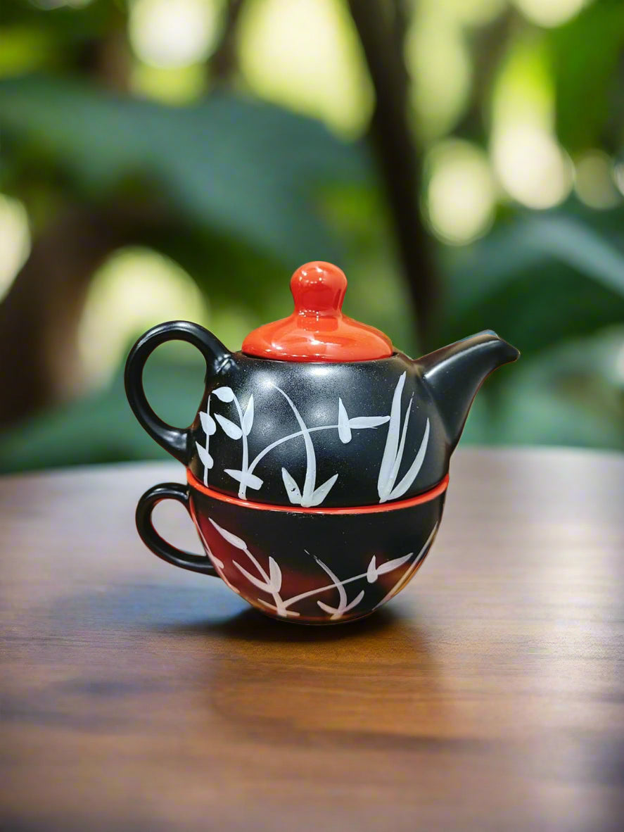 Caffeine Premium Ceramic Handmade Red and Black Tea Pot