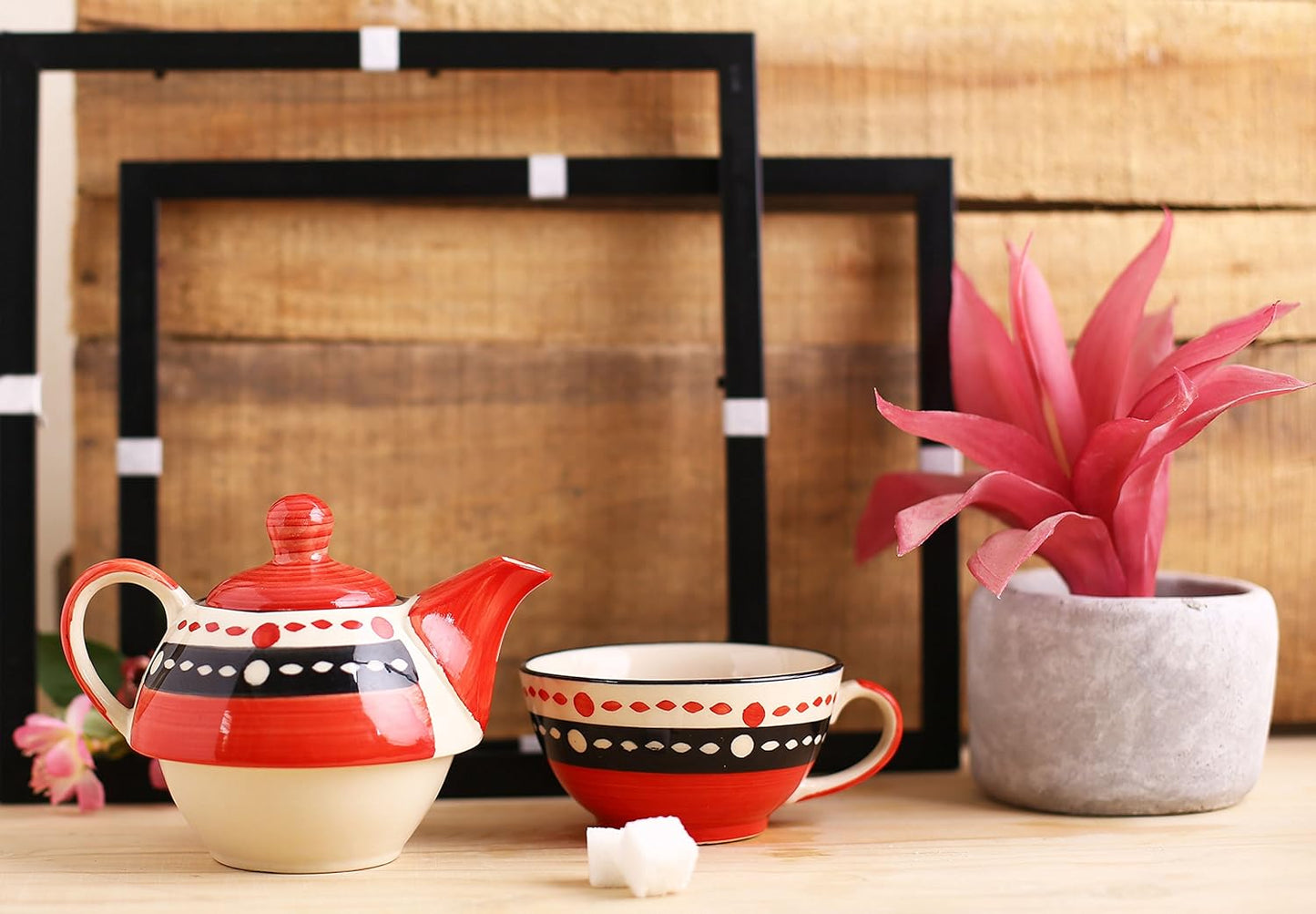 ceramic tea pot