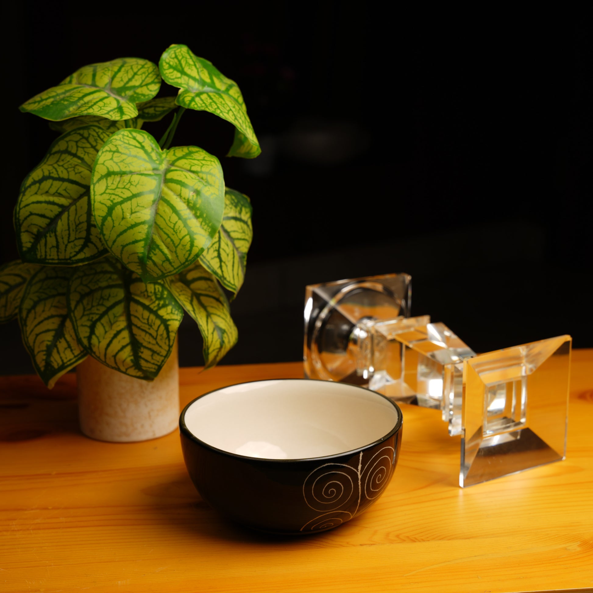Handmade_Black_Serving_Bowl - Caffeine Premium Ceramic
