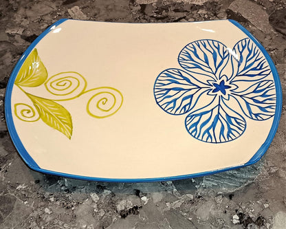 Caffeine Ceramic Handmade White Flora Dinner (Set of 4)