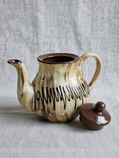 Caffeine Ceramic Handmade Rajesthani Bund Jalebi Tea Set – 7 Pcs (6 Cups + 1 Kettle)