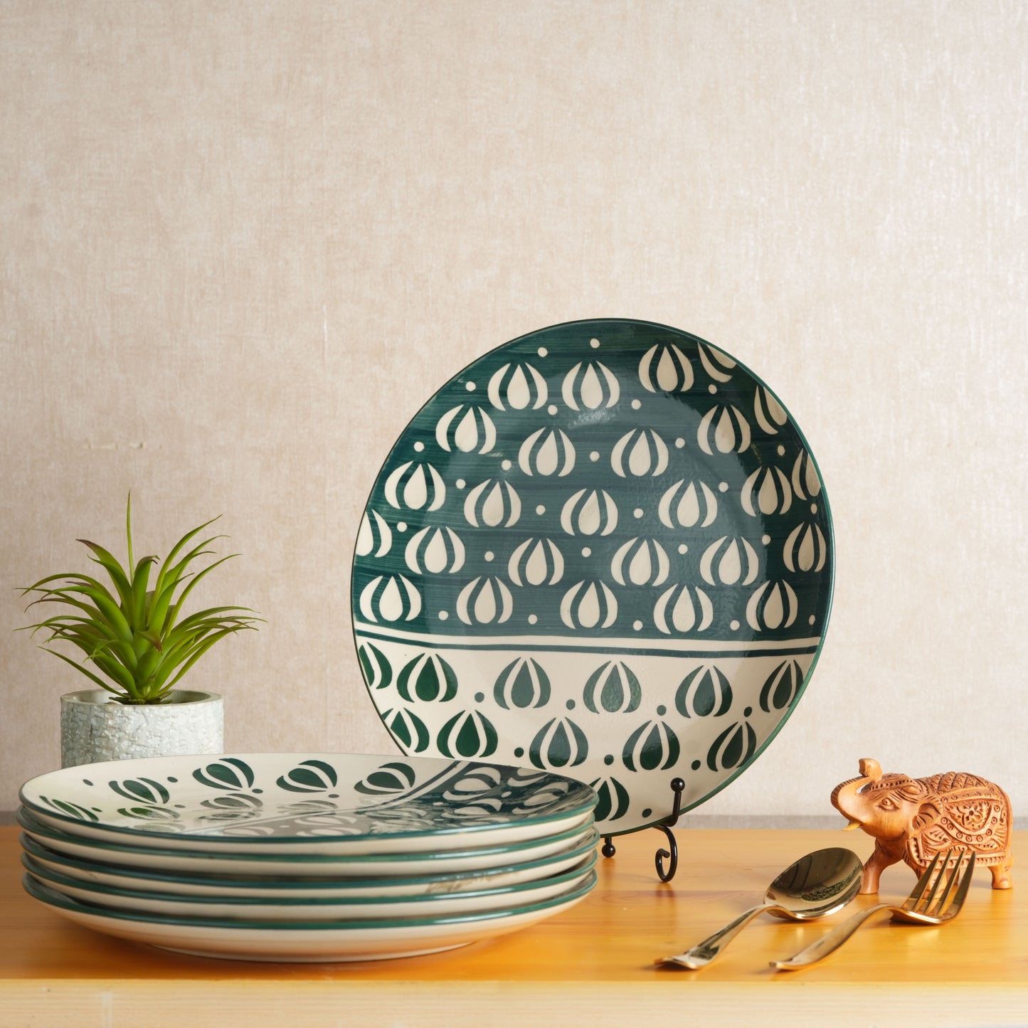 green_mughal_dinner_plate - Caffeine Premium Ceramic