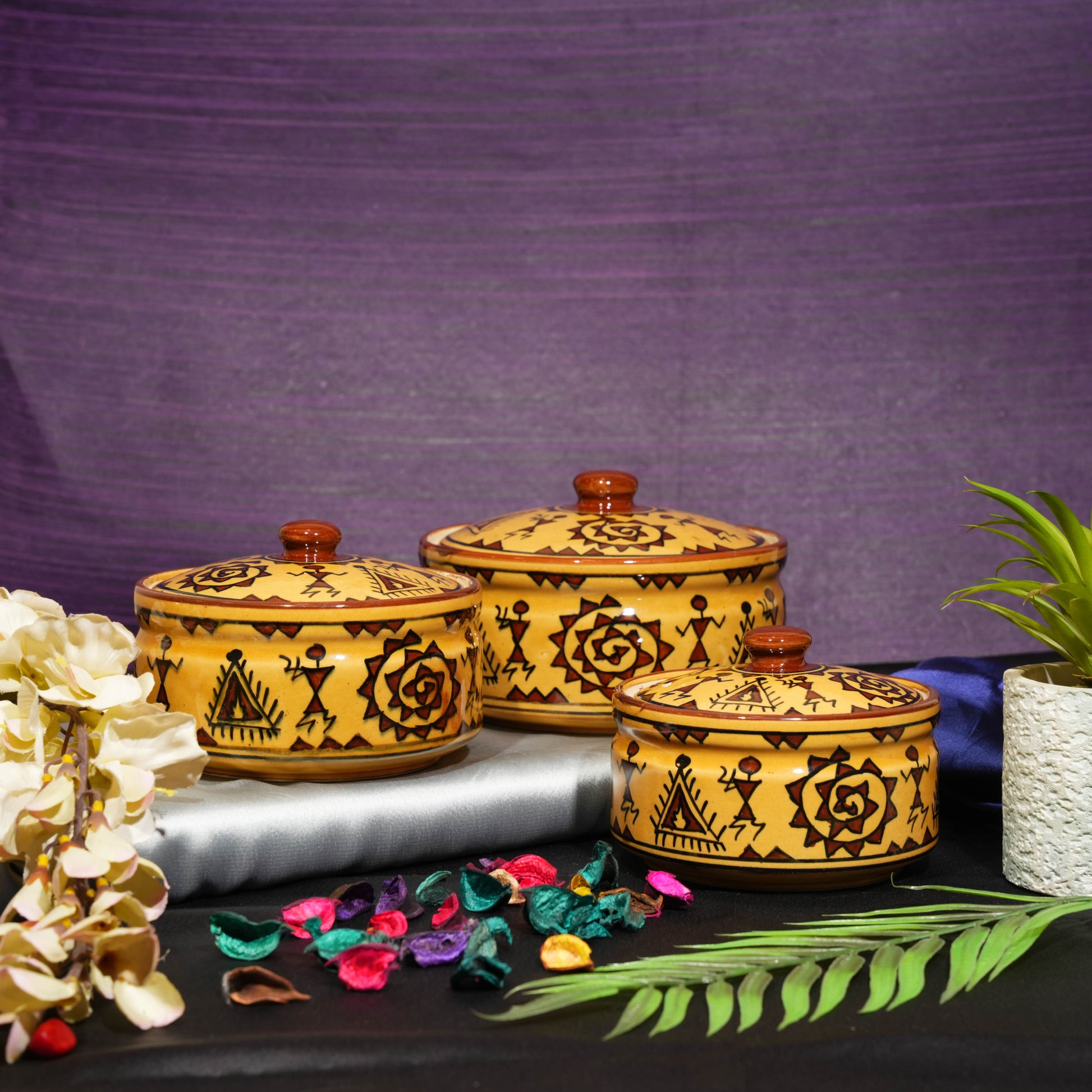 Caffeine Ceramic Handmade Mustard Romani Serving Casserole with Lid (Set of 3) - Caffeine Premium Stoneware