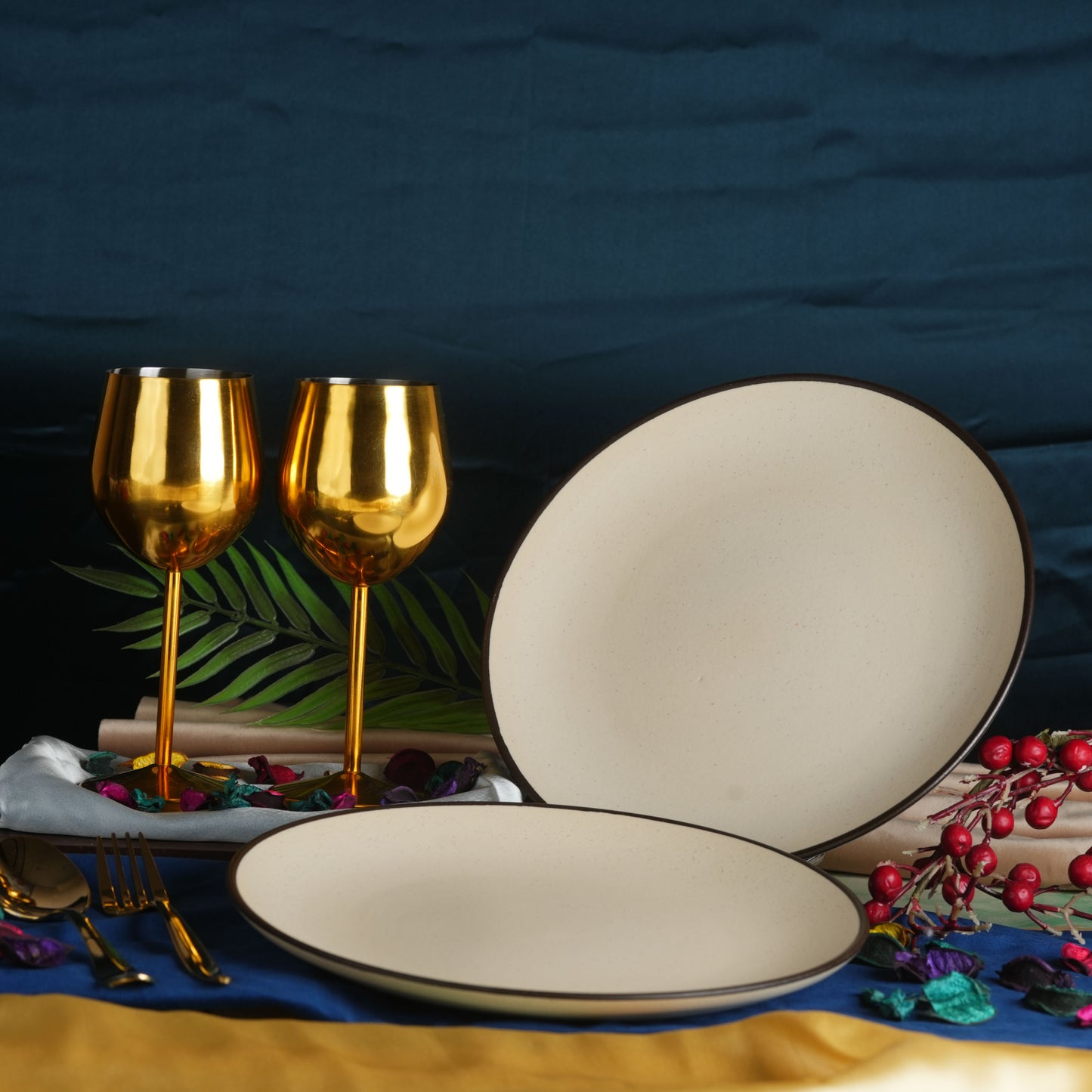 white_matte_and_black_patti_dinner_plate - Caffeine Premium Ceramic