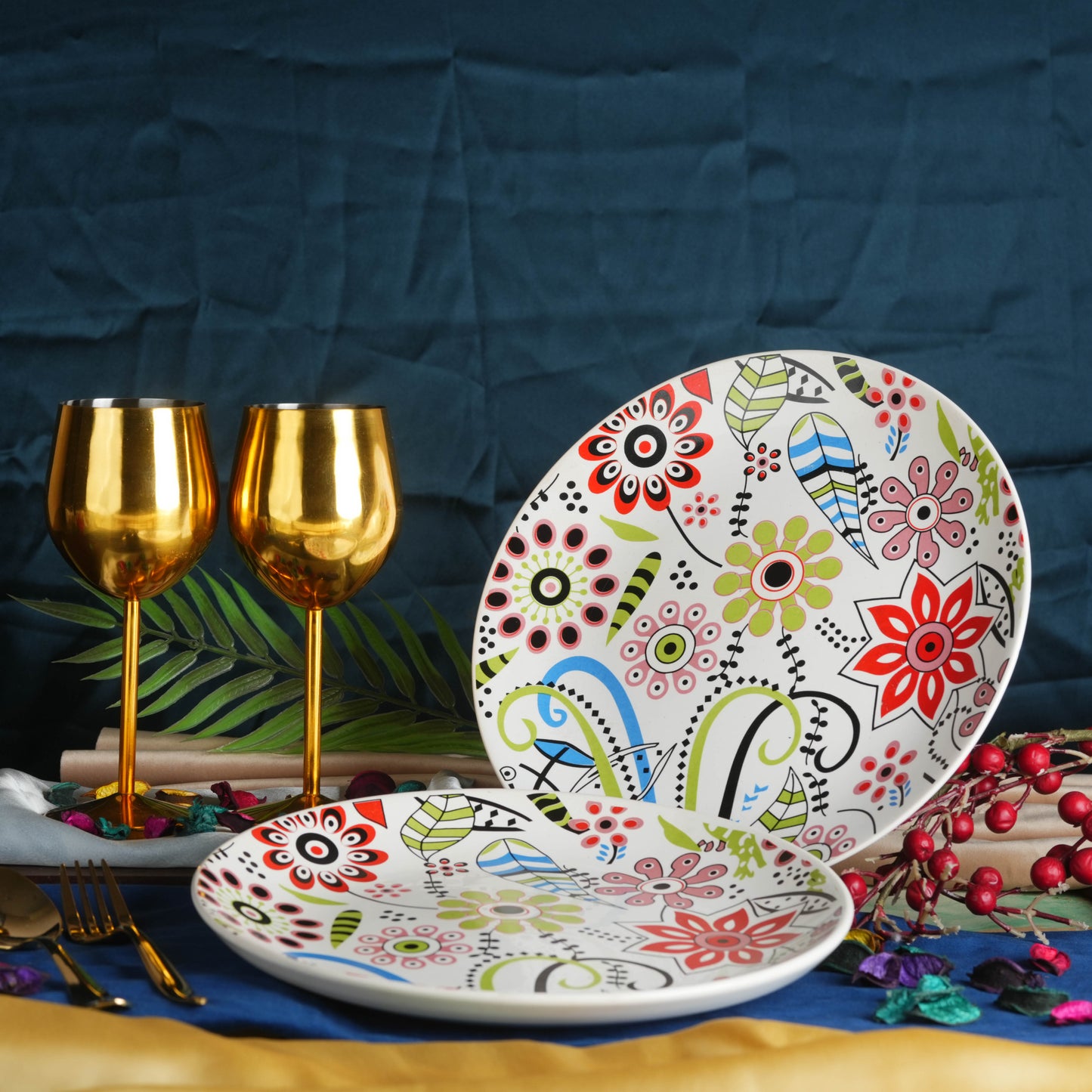 white_red_and_green_flowerdinner_plate - Caffeine Premium Ceramic